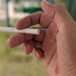 喫煙が奪う生涯健康と経済！